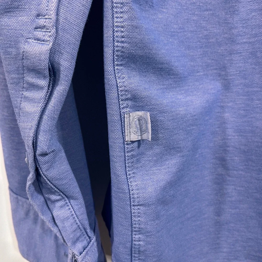 Lululemon Commission Mens Long Sleeve Button Down Shirt XL Blue‎ Career Office
